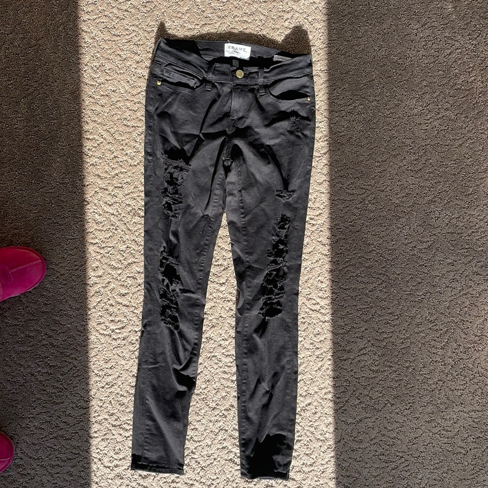 Frame denim distressed 26